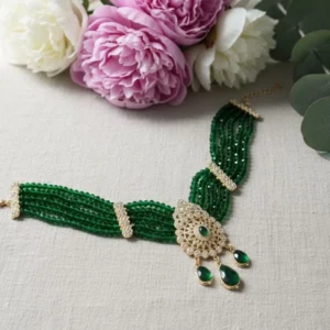 Collier traditionnel vert émeraude